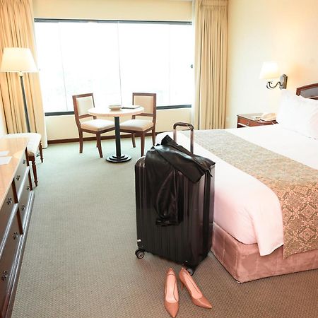 Los Tallanes Hotel & Suites Lima Zewnętrze zdjęcie