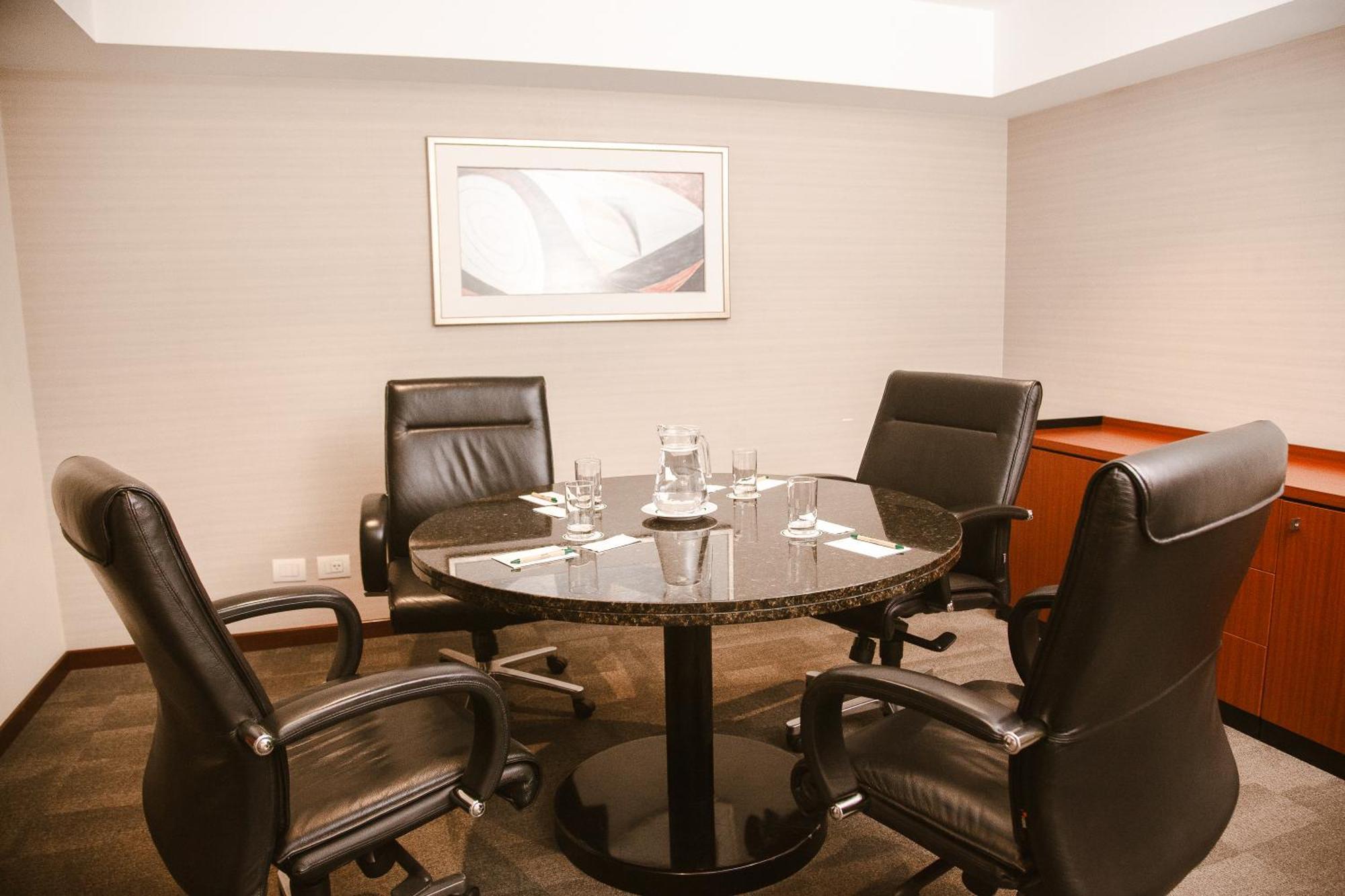 Los Tallanes Hotel & Suites Lima Zewnętrze zdjęcie
