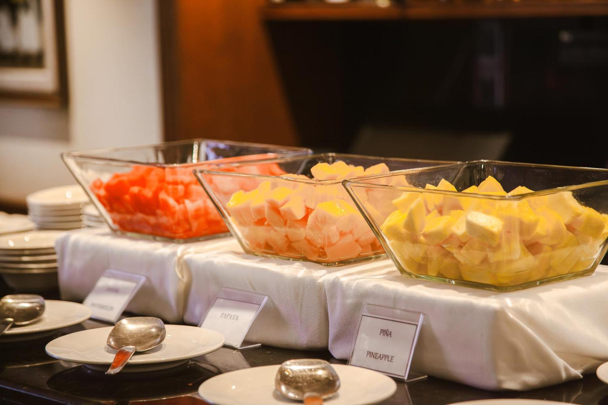 Los Tallanes Hotel & Suites Lima Zewnętrze zdjęcie
