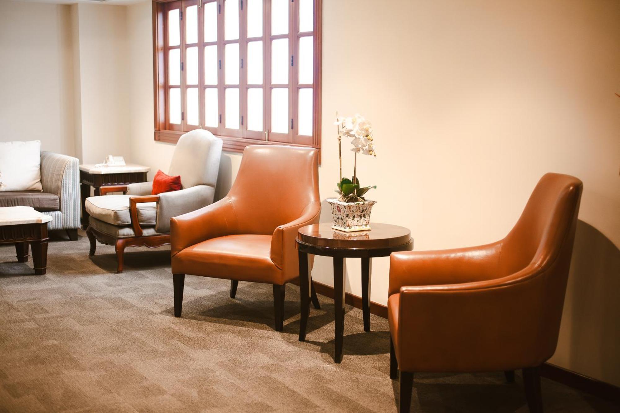 Los Tallanes Hotel & Suites Lima Zewnętrze zdjęcie