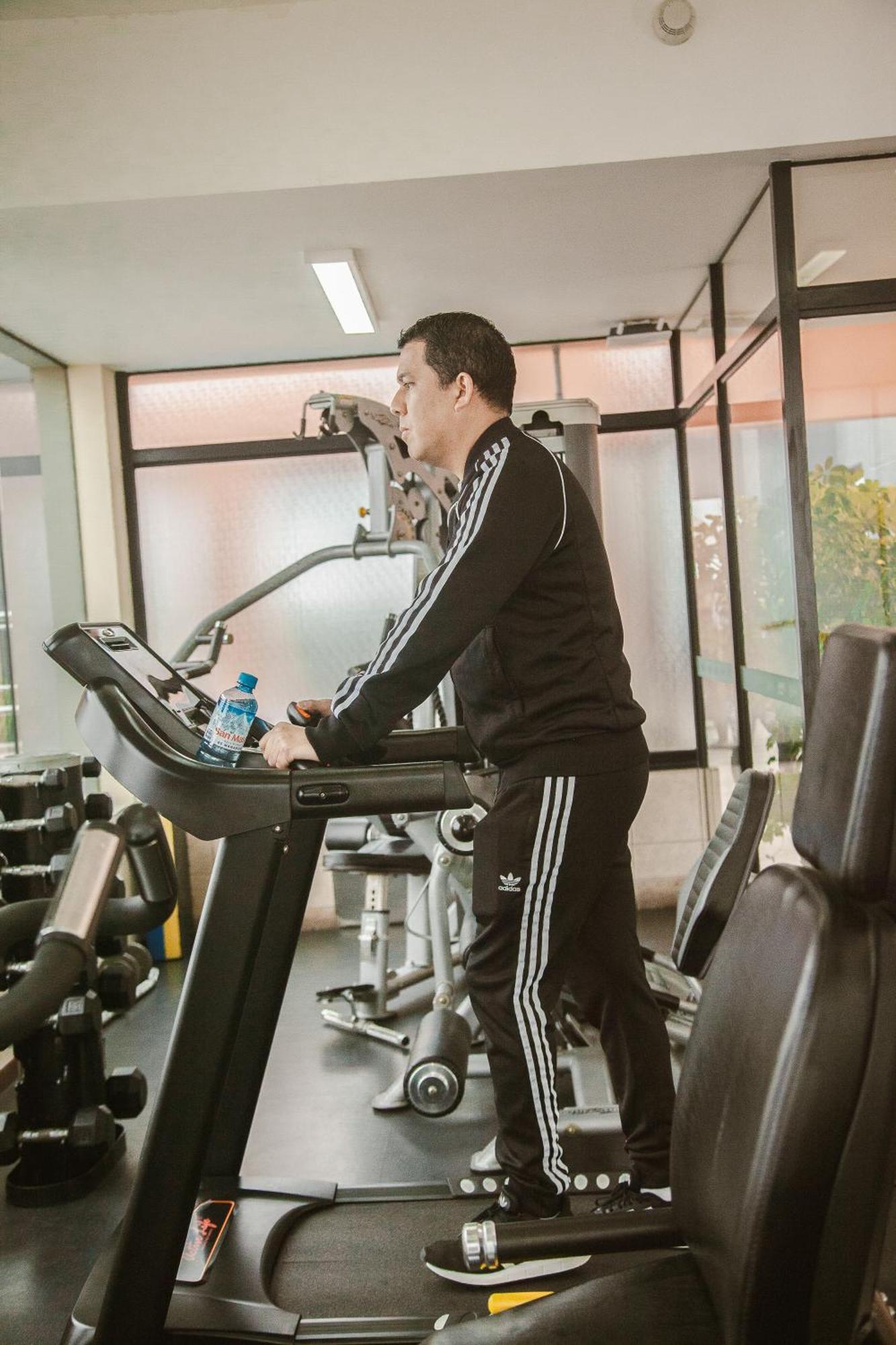 Los Tallanes Hotel & Suites Lima Zewnętrze zdjęcie